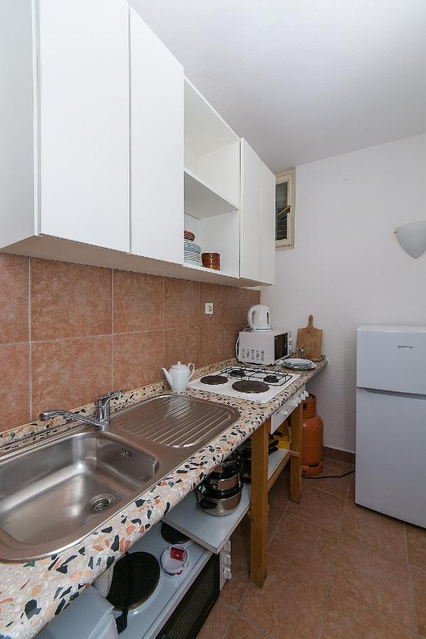 Apartments By The Sea Brela, Makarska - 16950 Luaran gambar